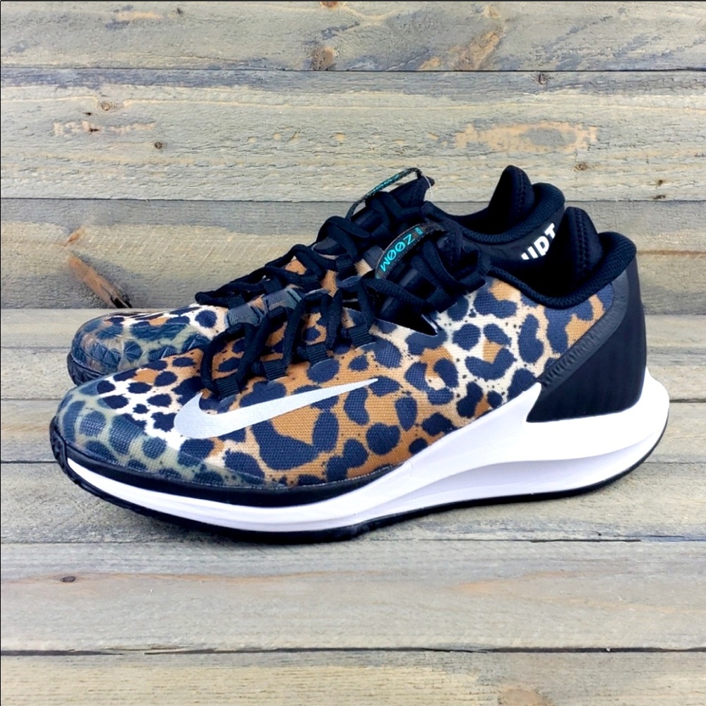 Size 7.5 Nike Court shoes